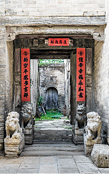 lo bach thu khung 3 ngay