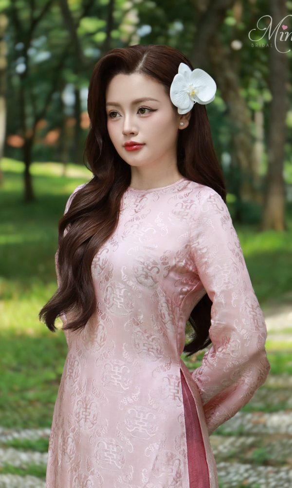 Áo Dài Hồng Ân
