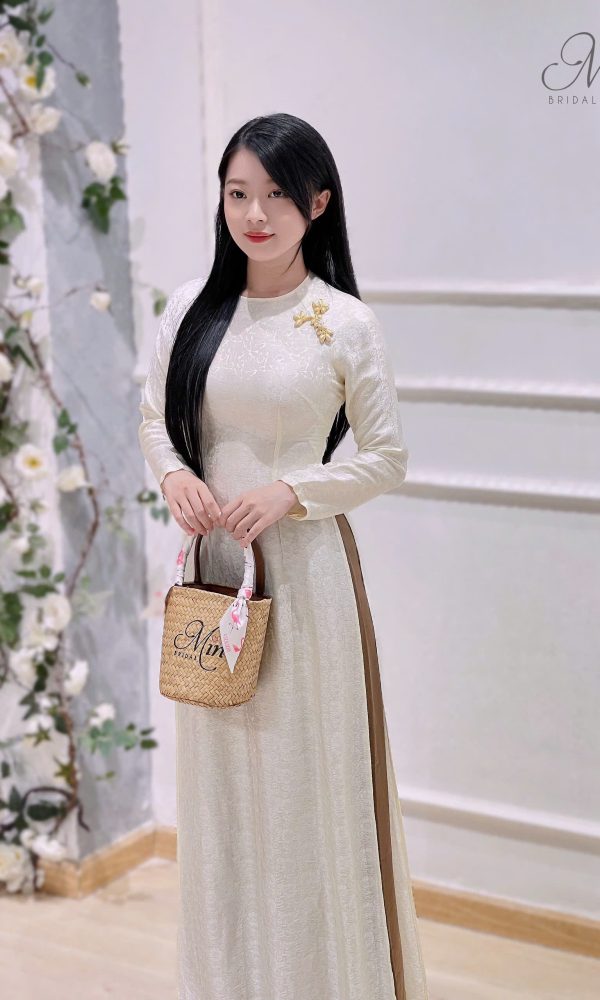 Áo Dài Hoàng Thư