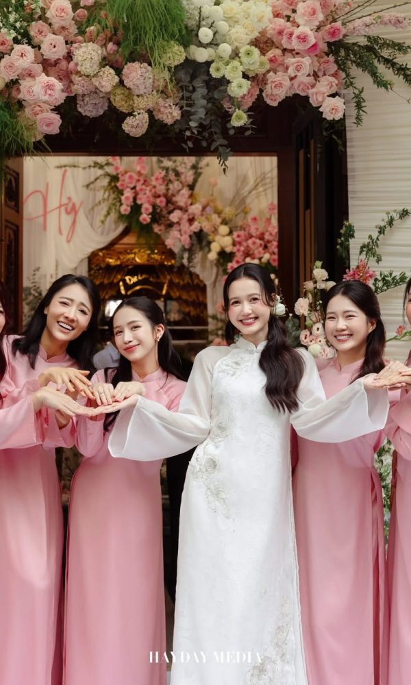 Áo Dài Lụa Hồng Dâu Cao Cấp