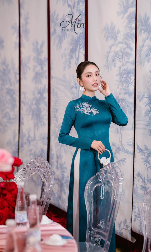 Áo Dài Bảo Lam